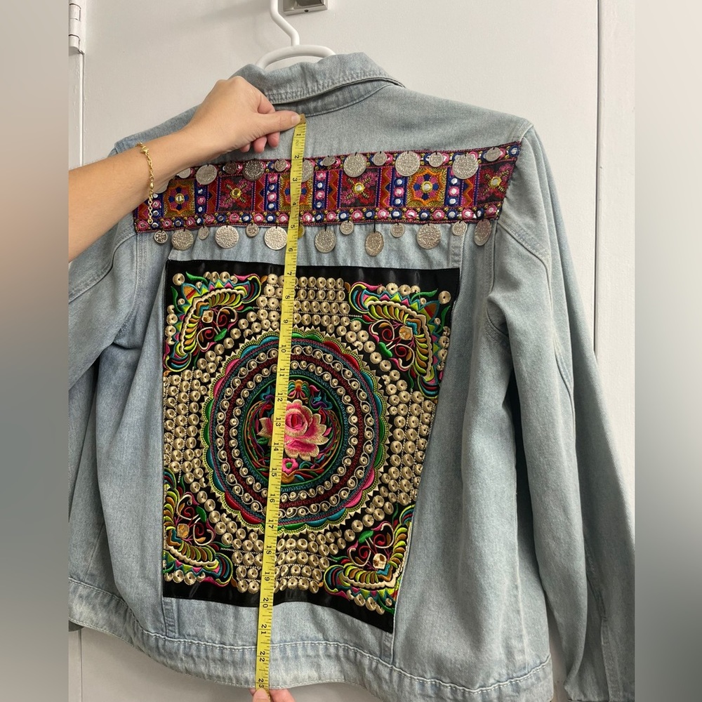 SILDDDD! Coachella vibe denim jacket - Picture 16 of 16
